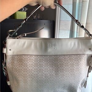 Vintage 2003 White and Cream Coach Hobo Bag